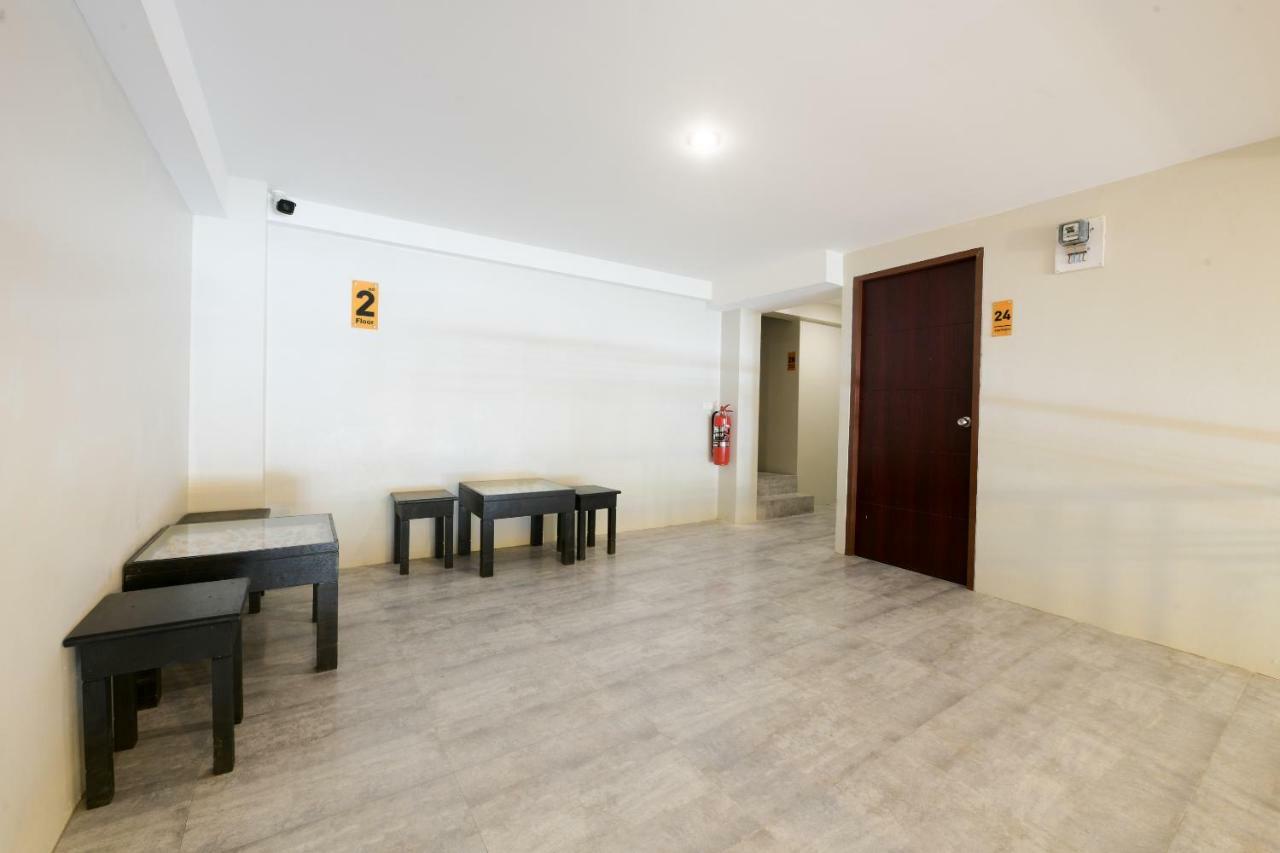 Oyo 347 Southside Residence Pattaya Luaran gambar